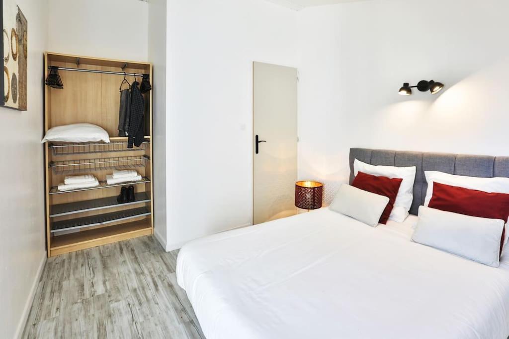Les Sables-dʼOlonne Le Cosy T2 Hypercentre ! Parking Inclus Et La Plage A 2 Min ! מראה חיצוני תמונה